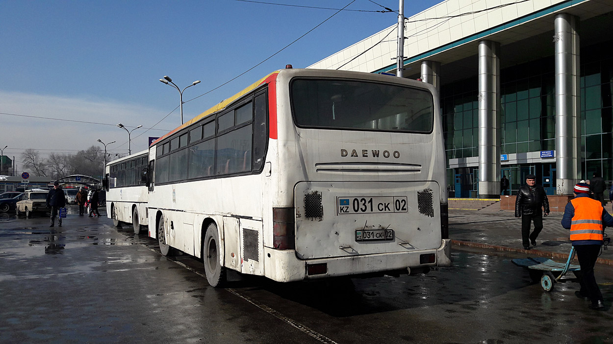 Almaty, Daewoo BS090 (СемАЗ) № 031 CK 02