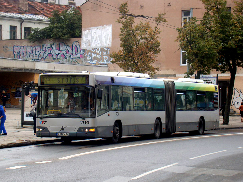 Vilnius, Volvo 7700A # 704