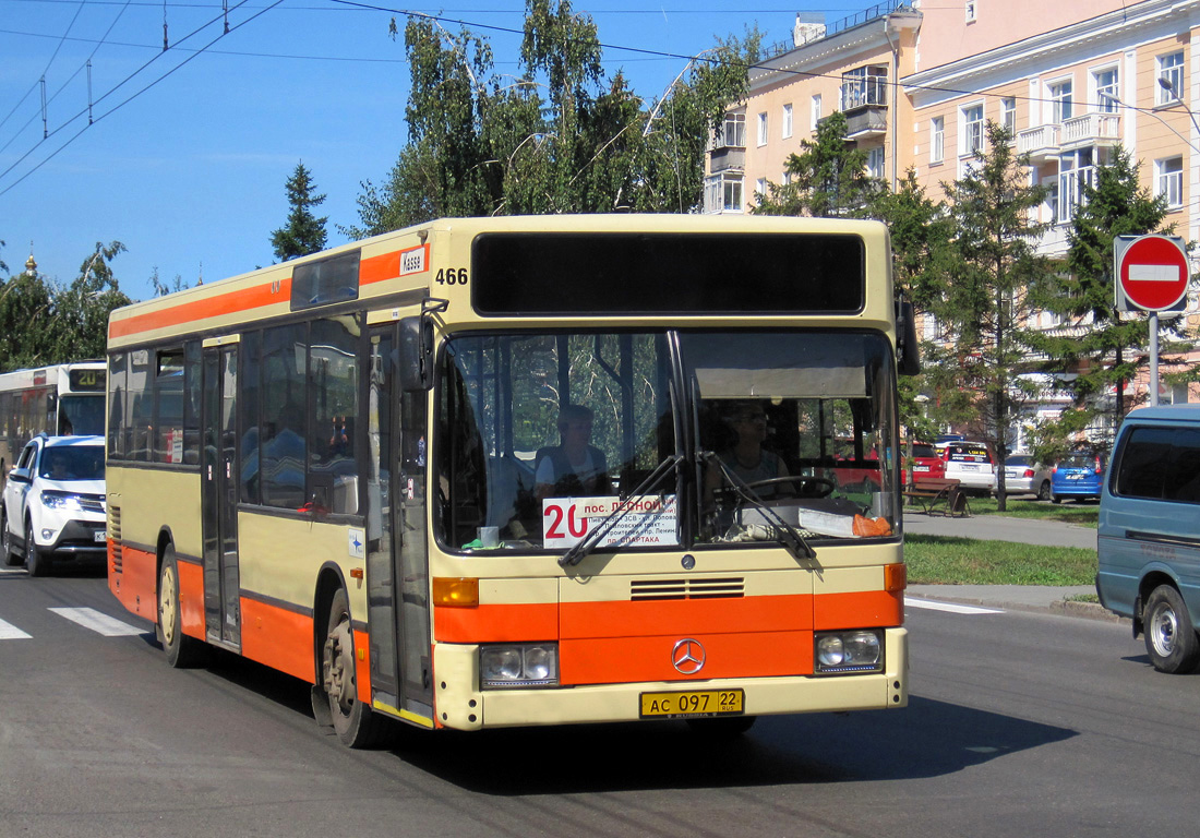 Barnaul, Mercedes-Benz O405N2 # АС 097 22