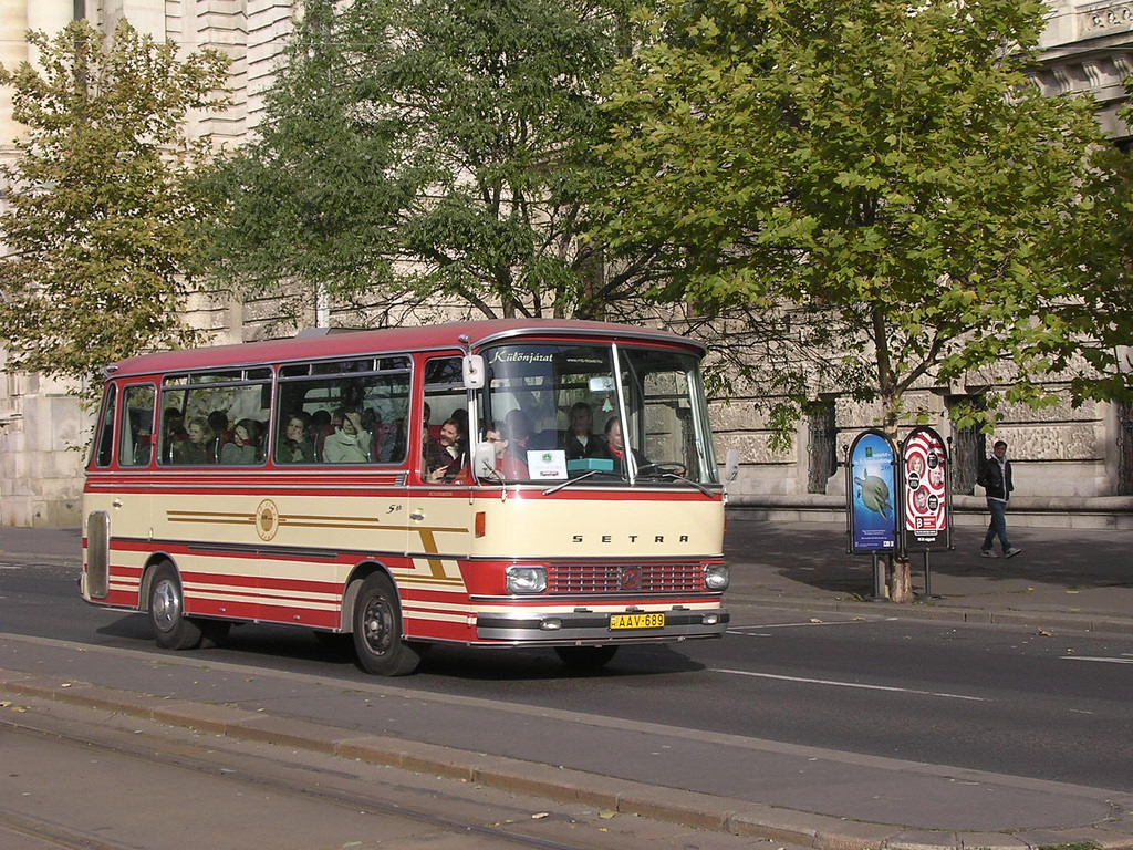 Hungary, other, Setra S80 # AAV-689