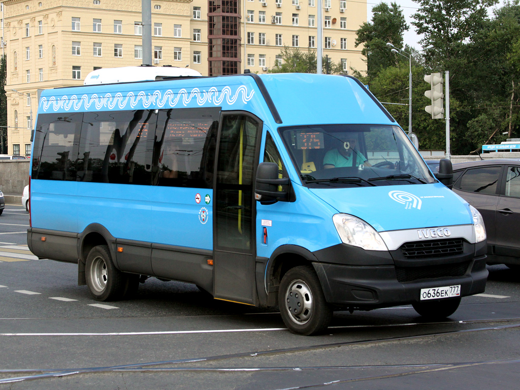 Moscow, IVECO nr. О 636 ЕК 777
