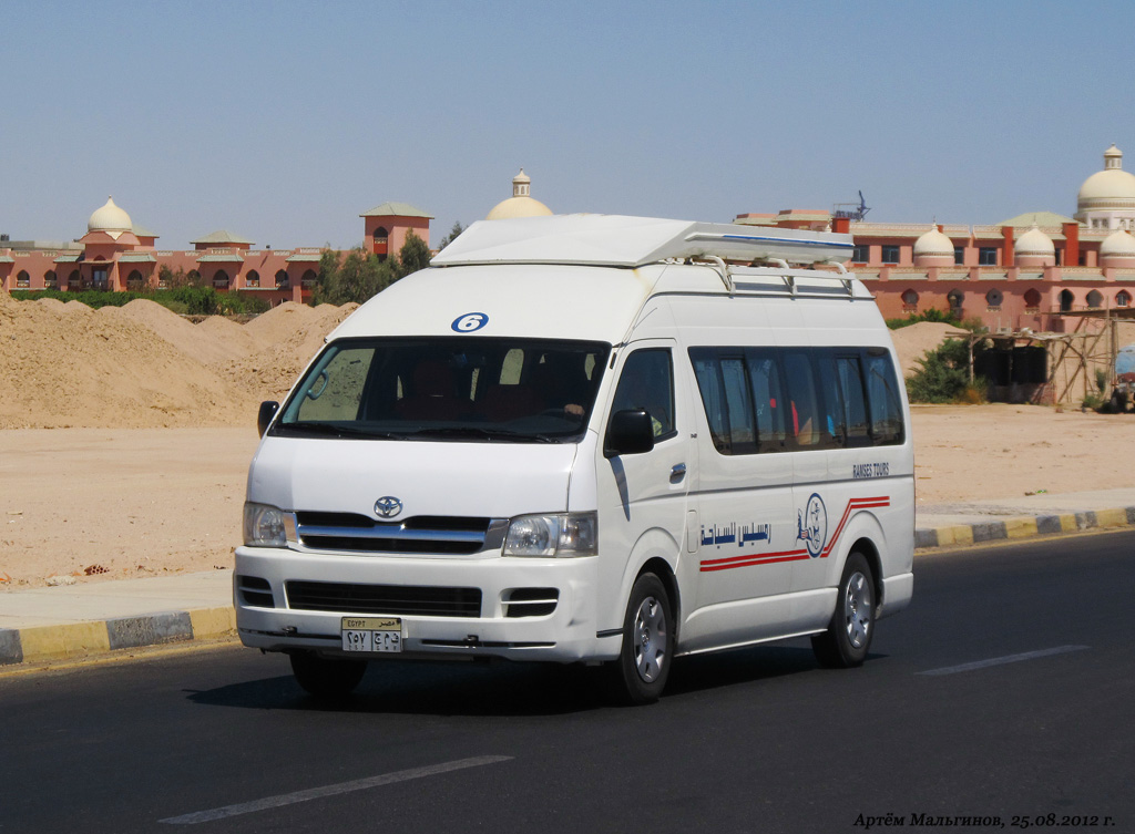 Hurghada, Toyota HiAce H100 # GMF 257