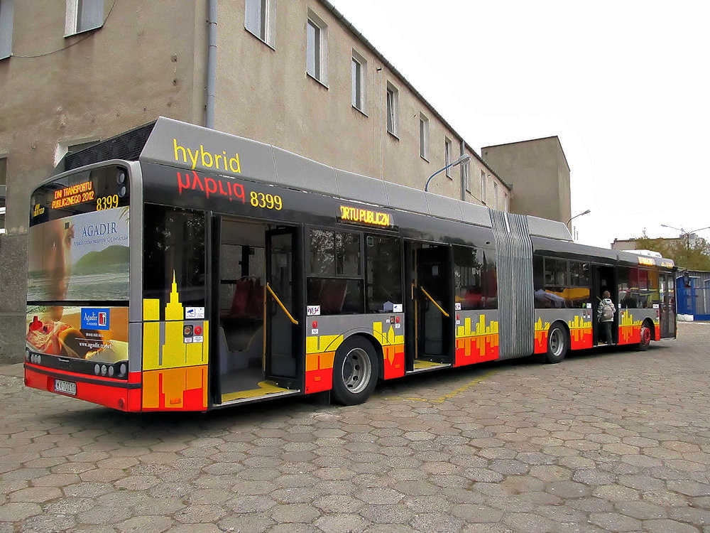 Varsó, Solaris Urbino III 18 Hybrid №: 8399