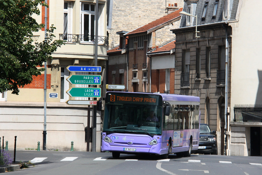 Châlons-en-Champagne, Heuliez GX327 # 330