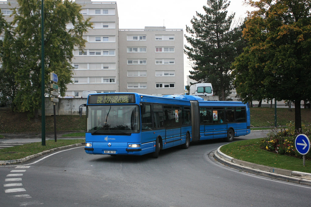Châlons-en-Champagne, Irisbus Agora L # 813