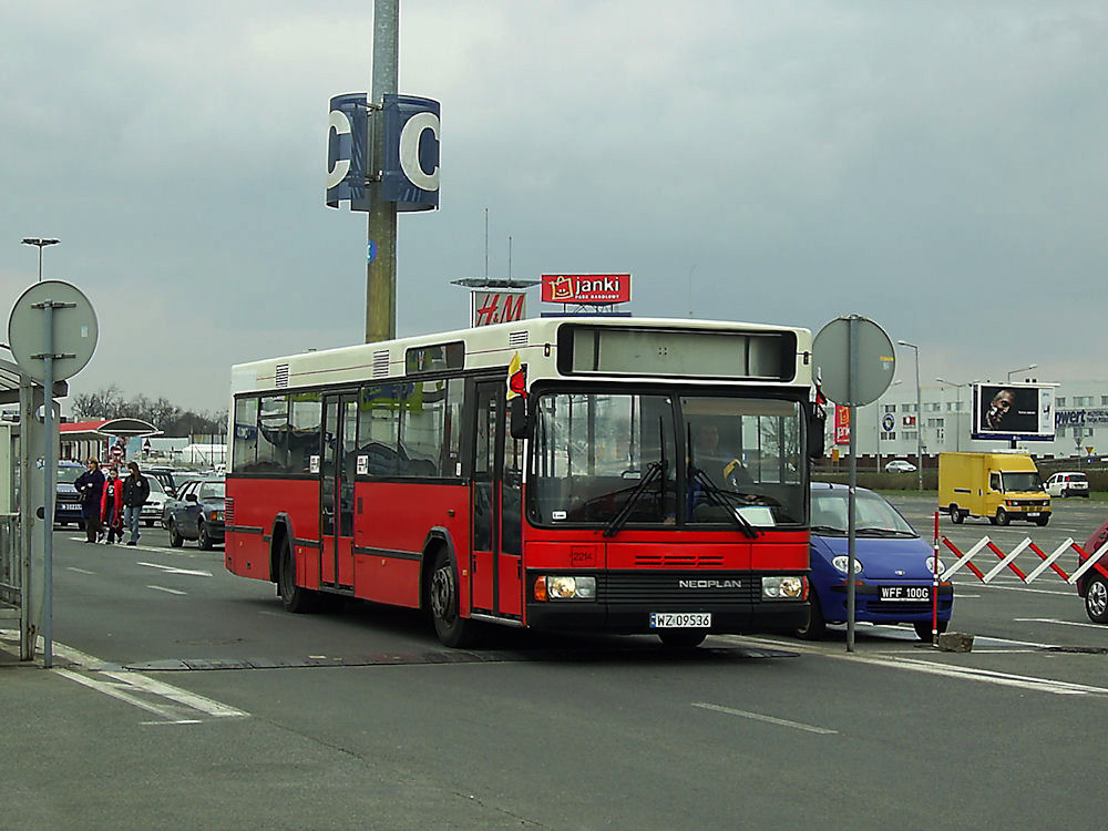 Varšava, Neoplan N4015 č. WZ 09536
