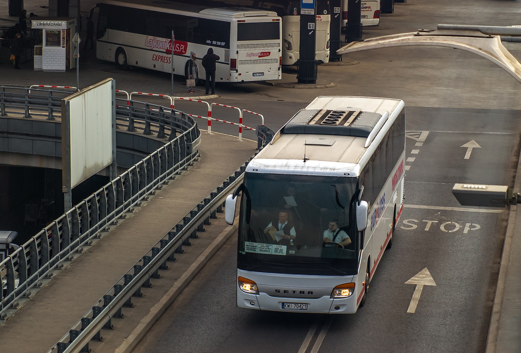 Wieliczka, Setra S416GT-HD/2 № KWI 70421