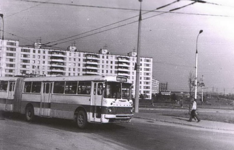 Moscow, Ikarus 180.** # 0364; Moscow — Old photos