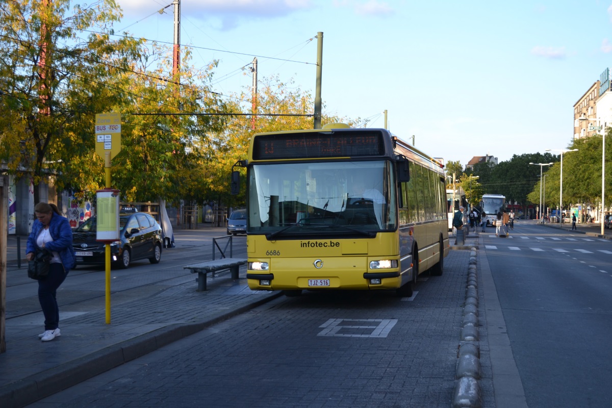 Wavre, Irisbus Agora S № 6686