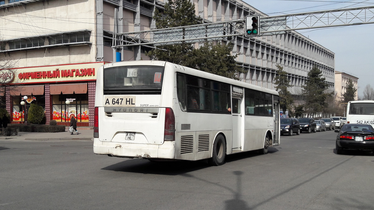 Almaty, Hyundai Super AeroCity №: A 647 HL