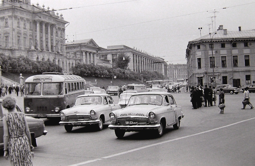 Moscow, PAZ-652Б # 53-43 МОН; Moscow — Old photos