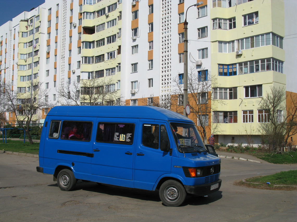 Tiraspol, Mercedes-Benz T1 # Т 825 ЕО