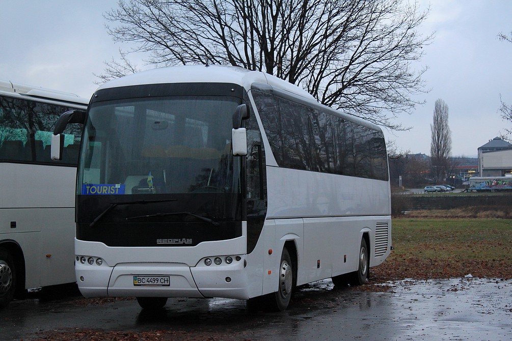 Lemberg, Neoplan N2216SHD Tourliner SHD Nr. ВС 4499 СН
