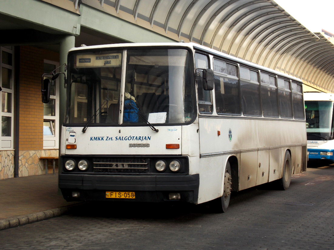 Szolnok, Ikarus 256.50V # FIS-058