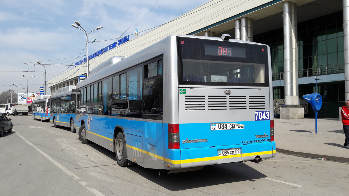 Almaty, Yutong-Kazakhstan ZK6118HGA č. 7043