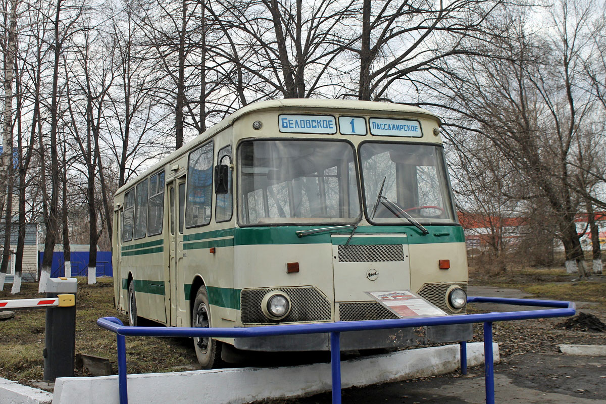 Белово, ЛиАЗ-677МБ № АМ 689 42