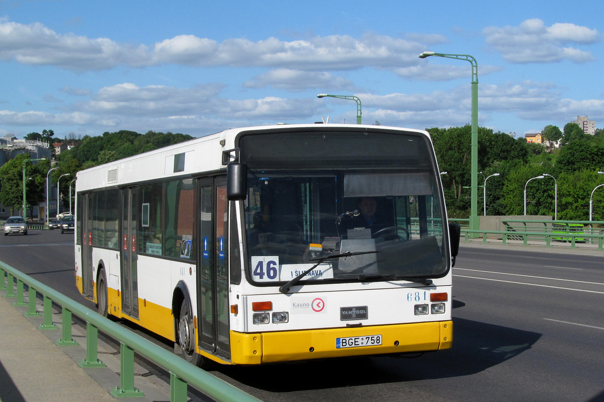 Каунас, Van Hool A300 № 681