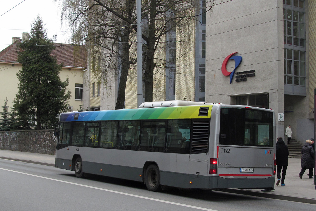 Vilnius, Volvo 7700 # 752