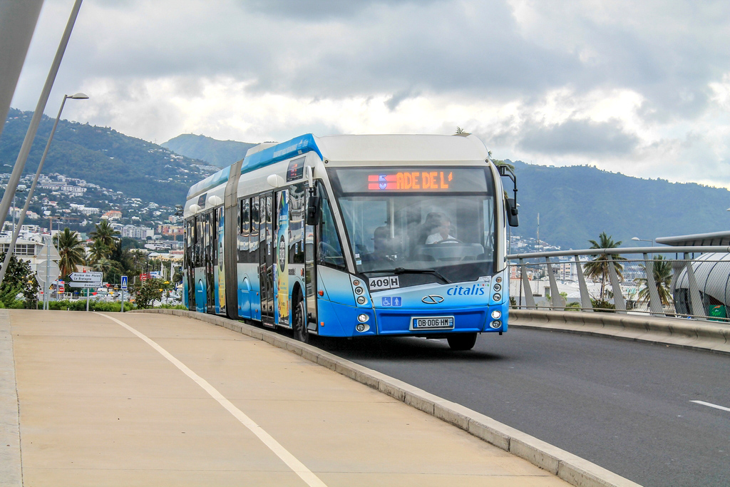Saint-Denis (Réunion), Solaris Urbino 18 hybrid MetroStyle # 409H