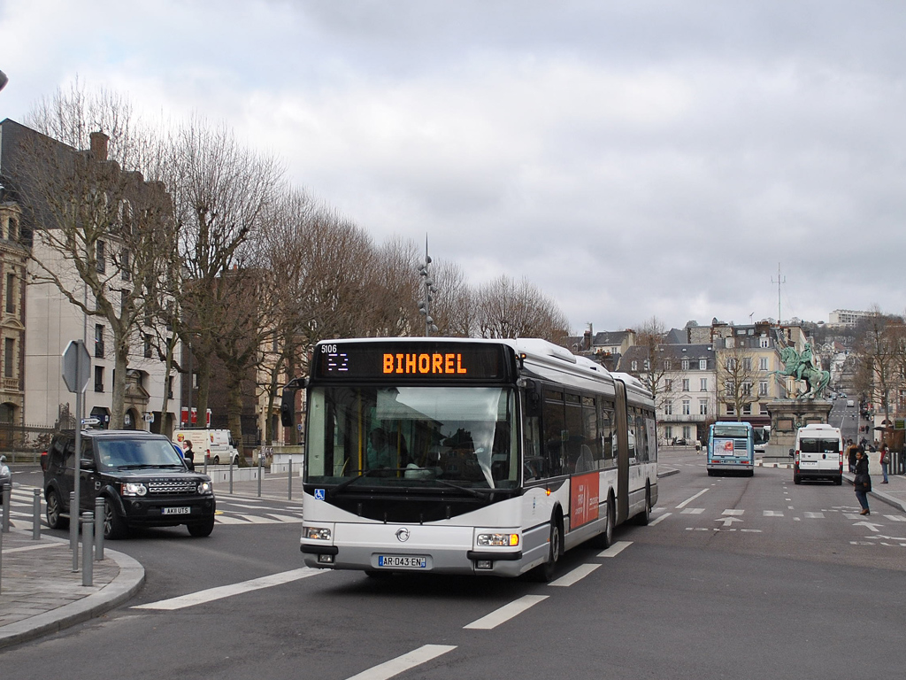 Rouen, Irisbus Agora L # 5106