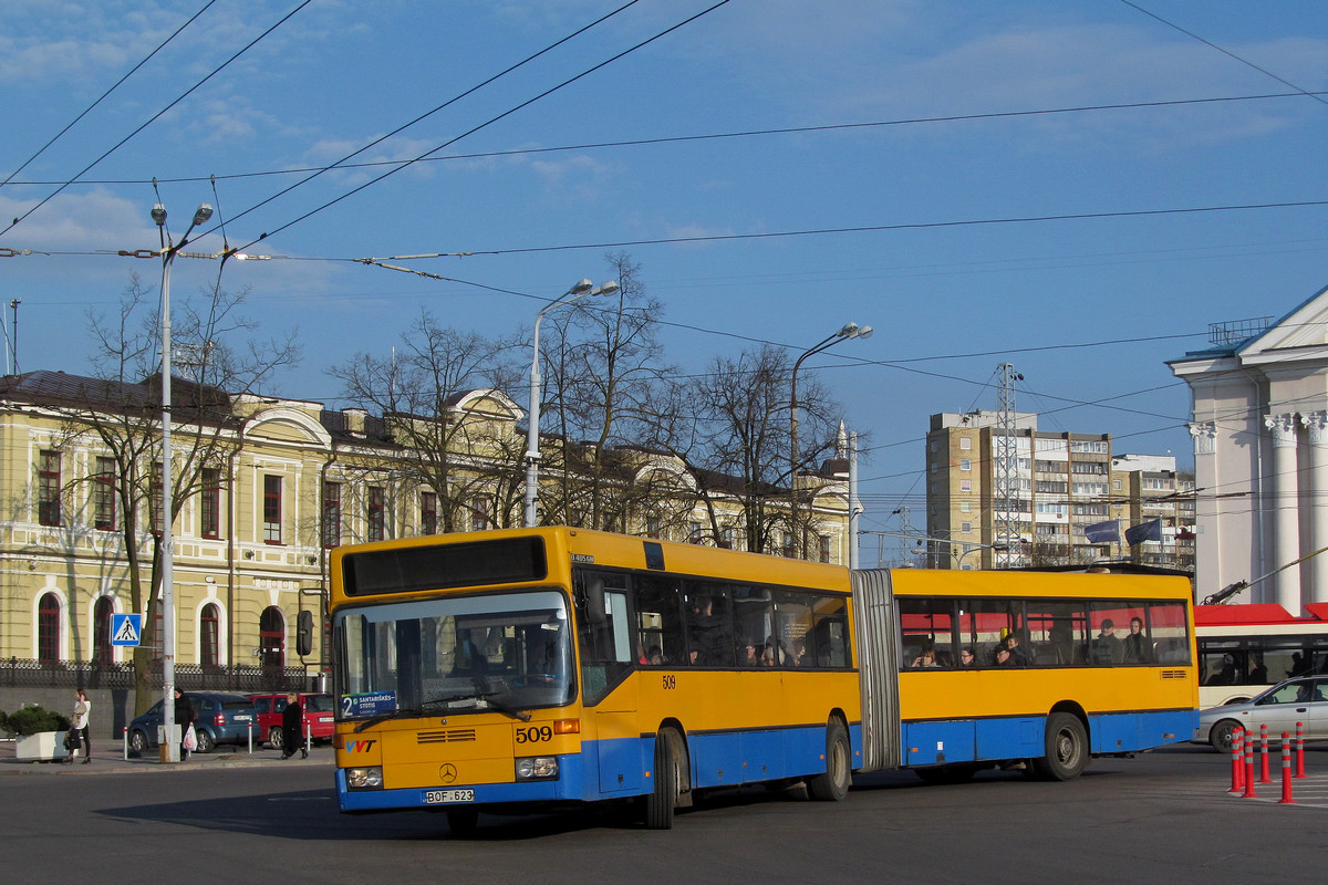 Vilnius, Mercedes-Benz O405GN No. 509