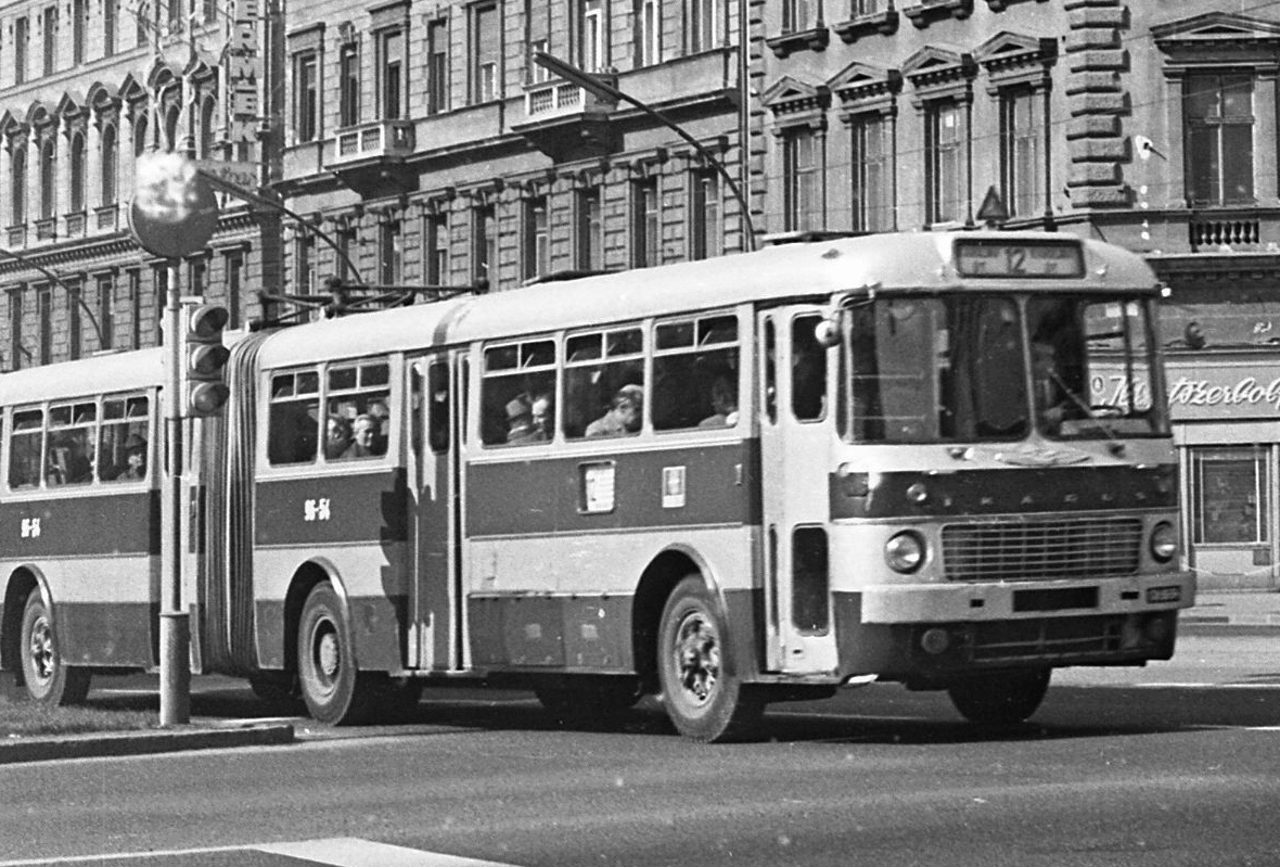 Hungria, other, Ikarus 180.72 # 96-56