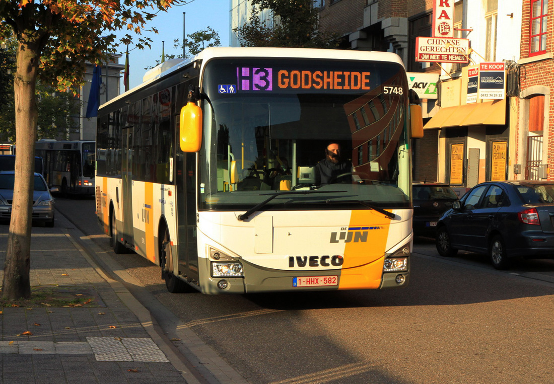 Hasselt, IVECO Crossway LE City 12M # 5748