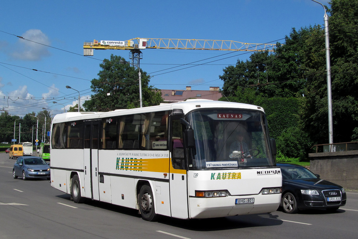 Kaunas, Neoplan N316Ü Transliner # 139