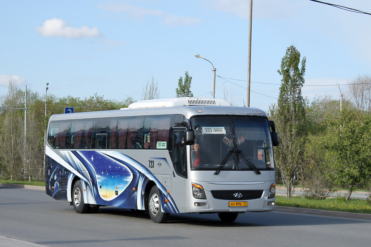 Тобольск, Hyundai Universe # АМ 896 72