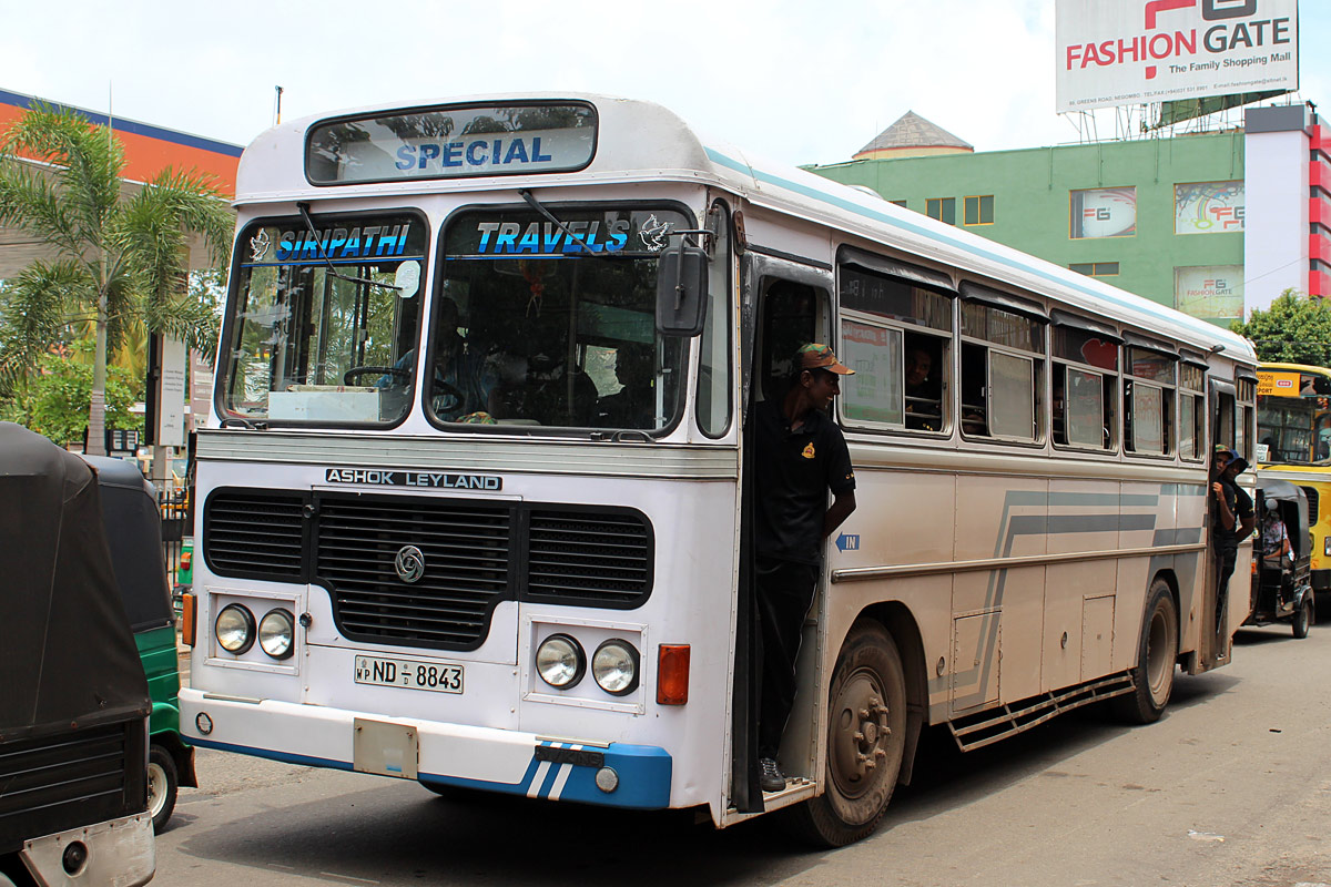Negombo, Lanka Ashok Leyland č. ND-8843