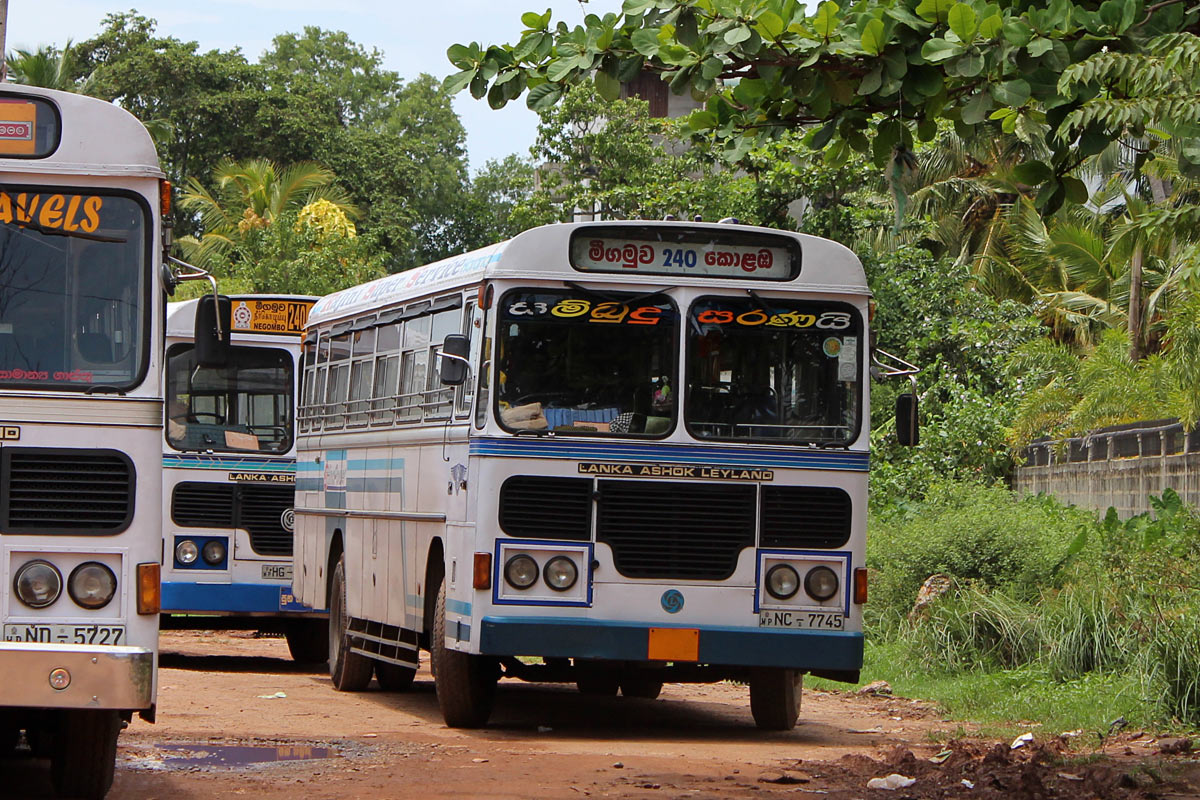 Negombo, Lanka Ashok Leyland č. NC-7745