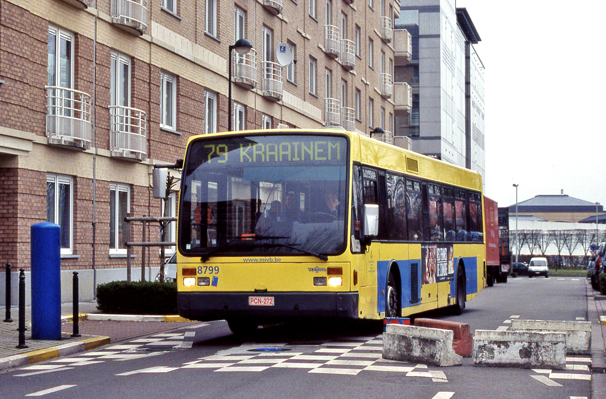 Brussels, Van Hool A300 № 8799