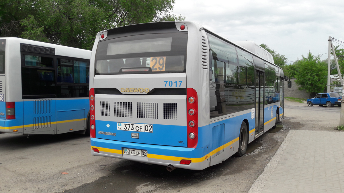 Almaty, Daewoo GDW6126CNG (СемАЗ) nr. 7017