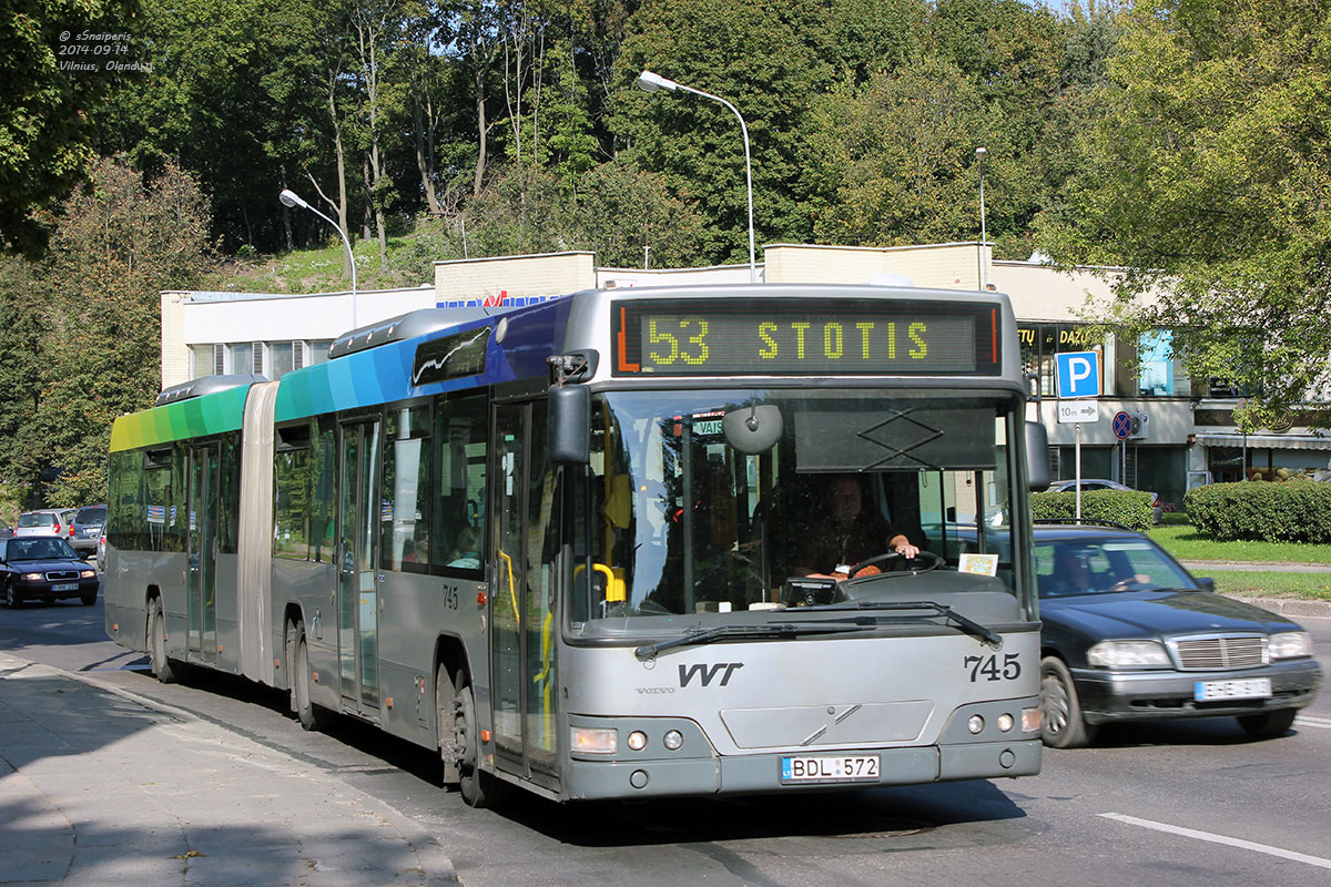 Vilnius, Volvo 7700A # 745