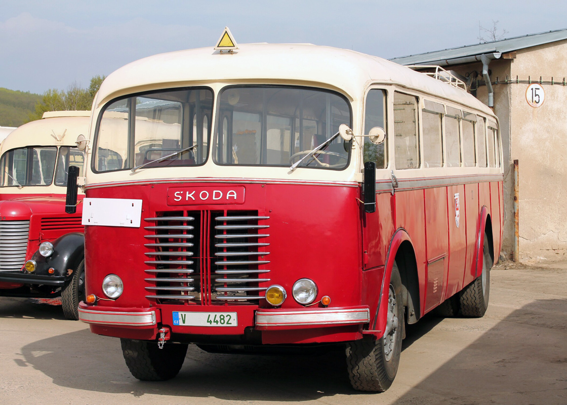 Brno, Škoda 706 RO No. 22
