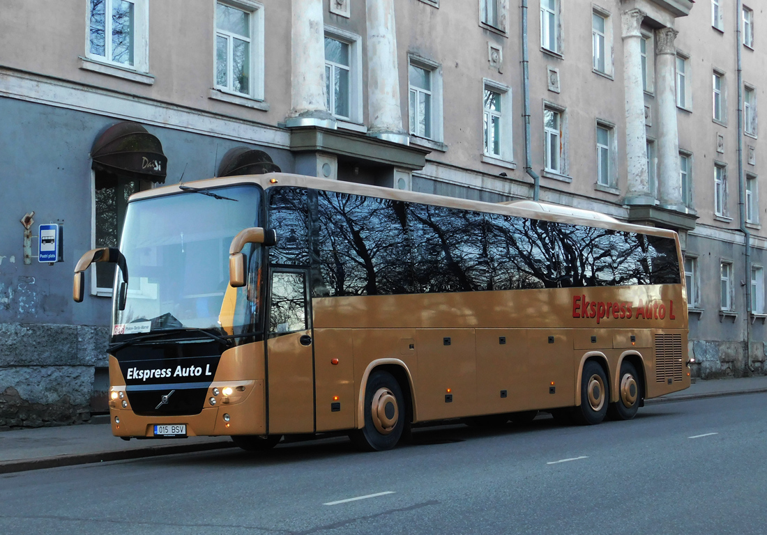 Kohtla-Järve, Volvo 9900 # 015 BSV