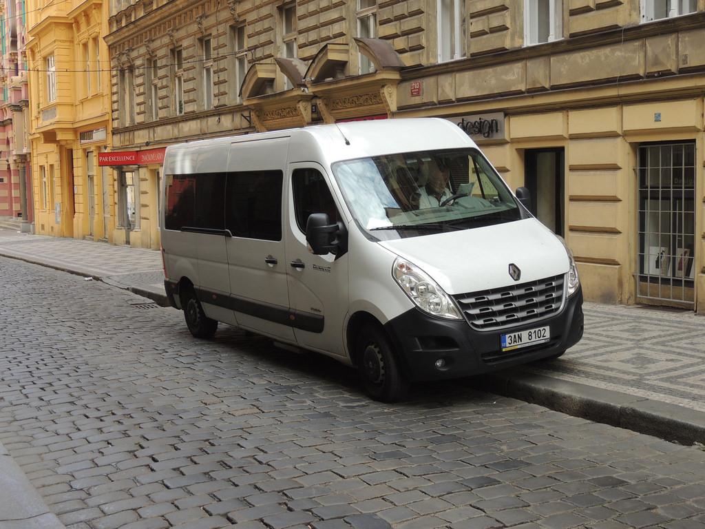 Прага, Renault Master № 3AN 8102