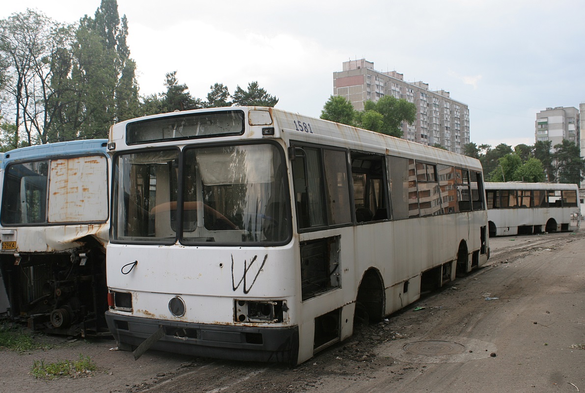 Kyiv, LAZ-525270 # 1581