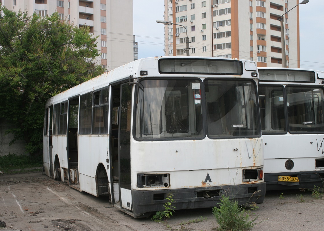 Kyiv, LAZ-525270 # 1580