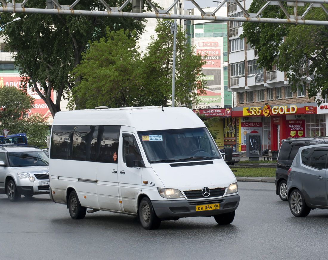 Ekaterinburg, Mercedes-Benz Sprinter 313CDI # КВ 044 66