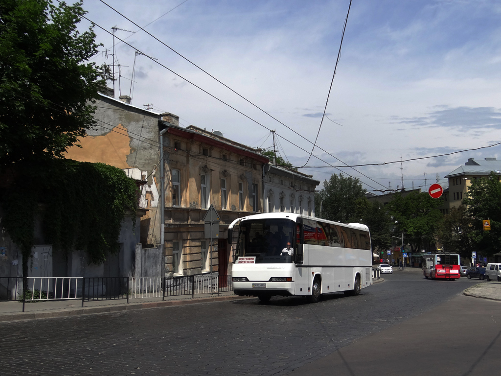 Lviv, Neoplan N316SHD Transliner č. ВС 2231 СМ