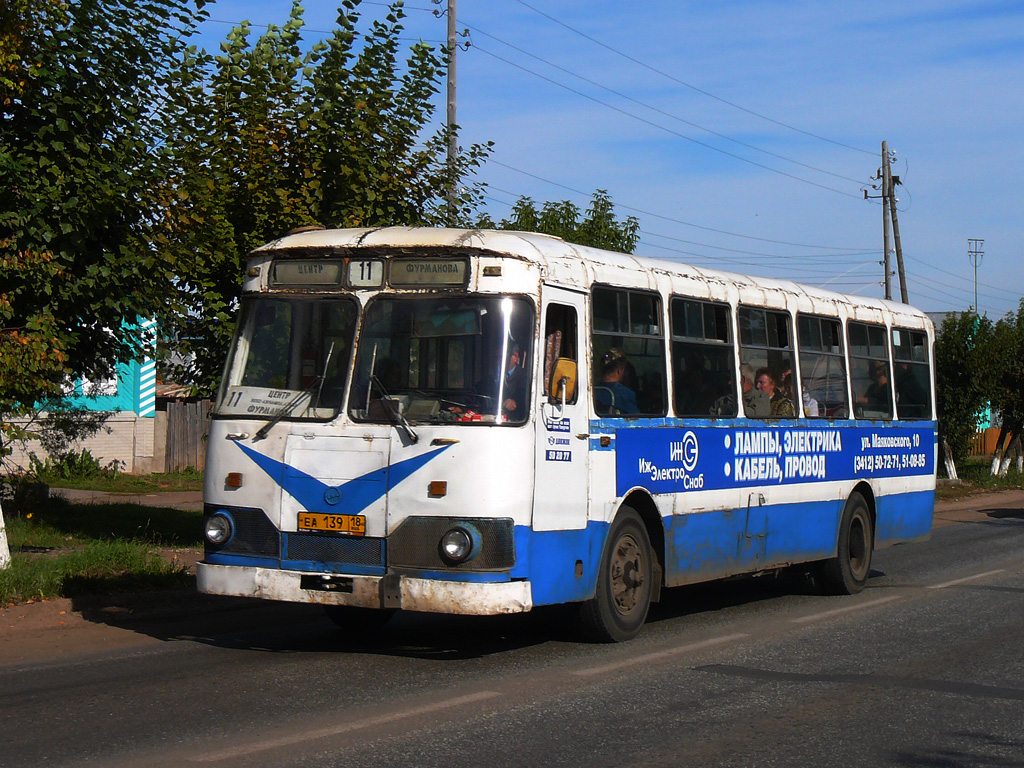 Izhevsk, LiAZ-677М # ЕА 139 18