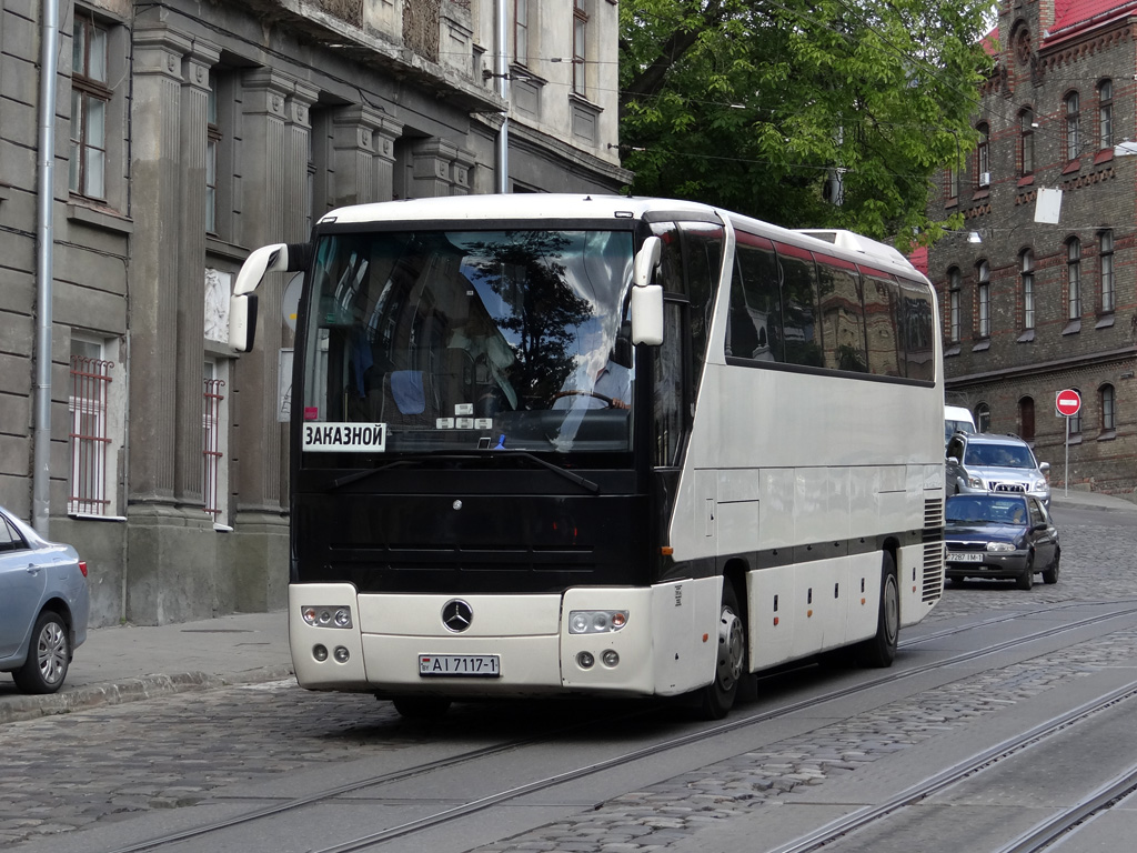 Brest, Mercedes-Benz O350-15SHD Tourismo I # АІ 7117-1