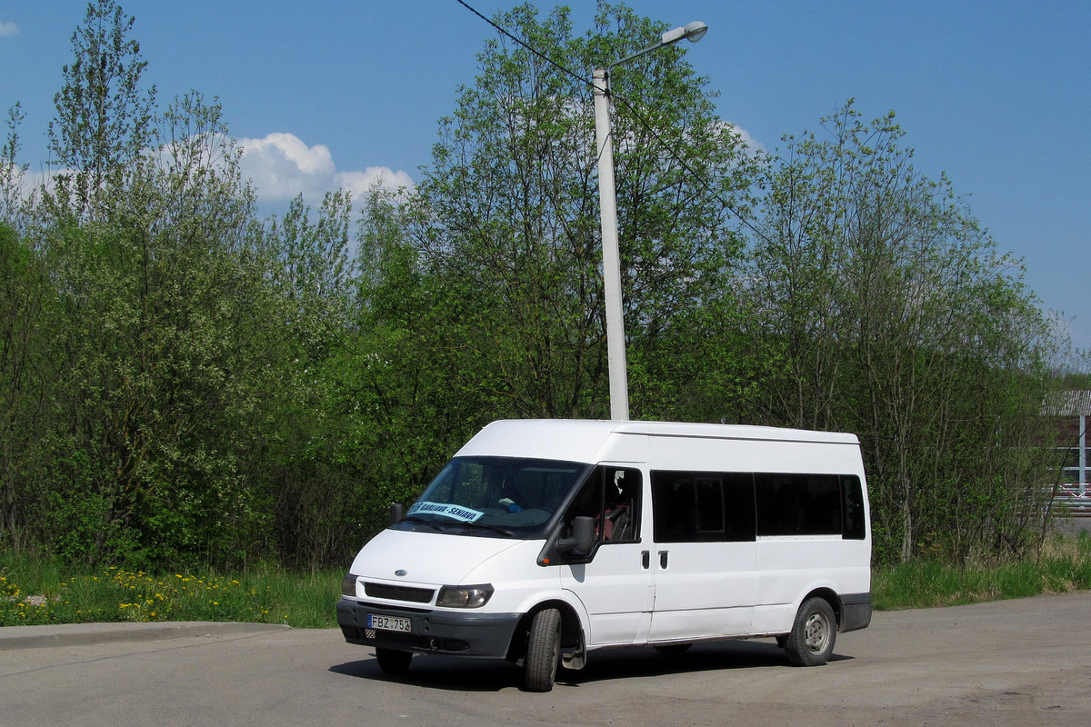 Garliava, Ford Transit 90T350 # FBZ 752