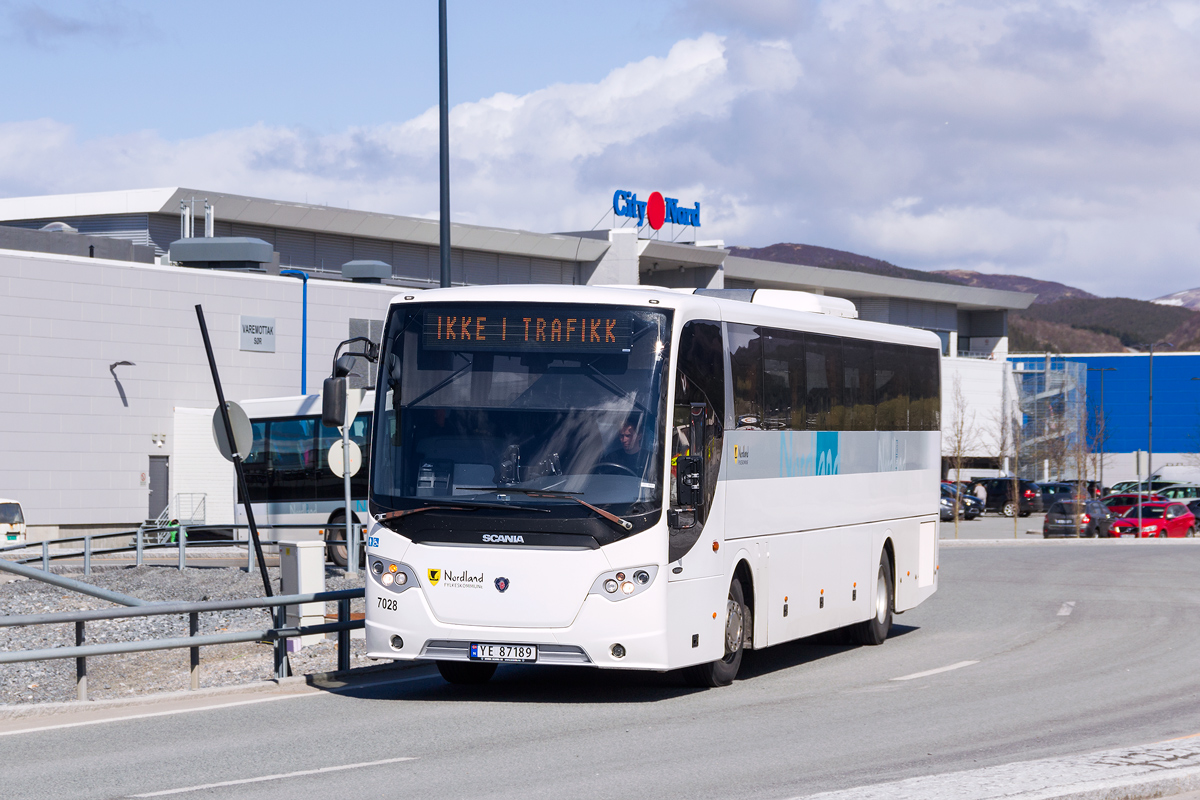 Bodø, Scania OmniExpress 340 # 7028