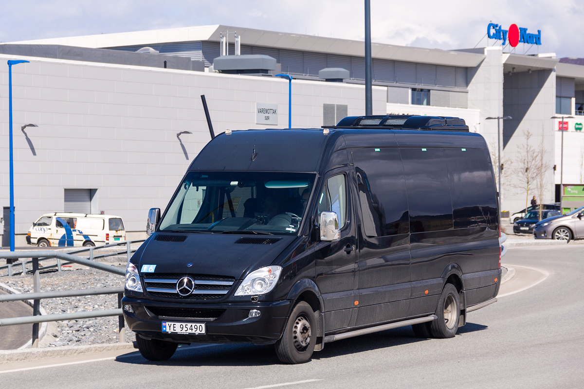 Bodø, Mercedes-Benz Sprinter # YE 95490
