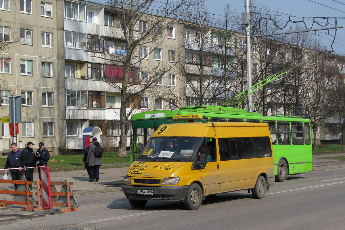 Каунас, Ford Transit 90T350 № JMA 896