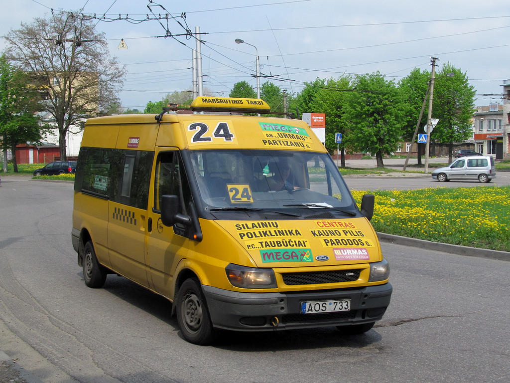 Kaunas, Ford Transit 125T300 nr. AOS 733