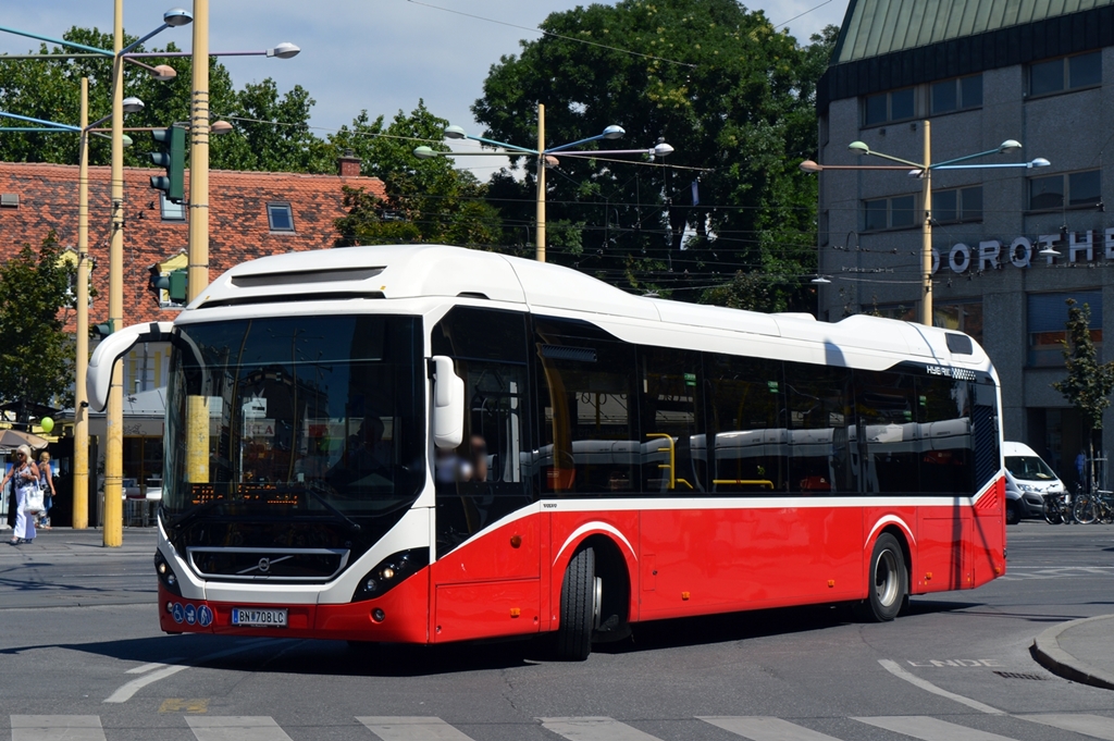 Graz, Volvo 7900 Hybrid # BN 708 LC