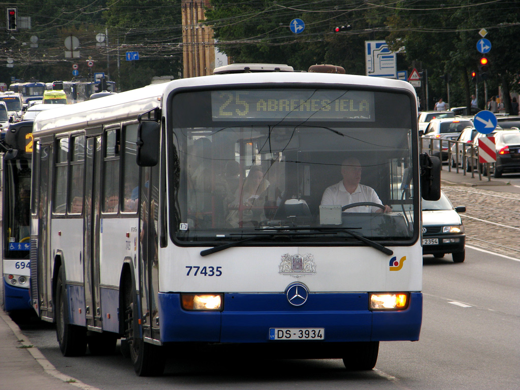 Riga, Mercedes-Benz O345 # 77435